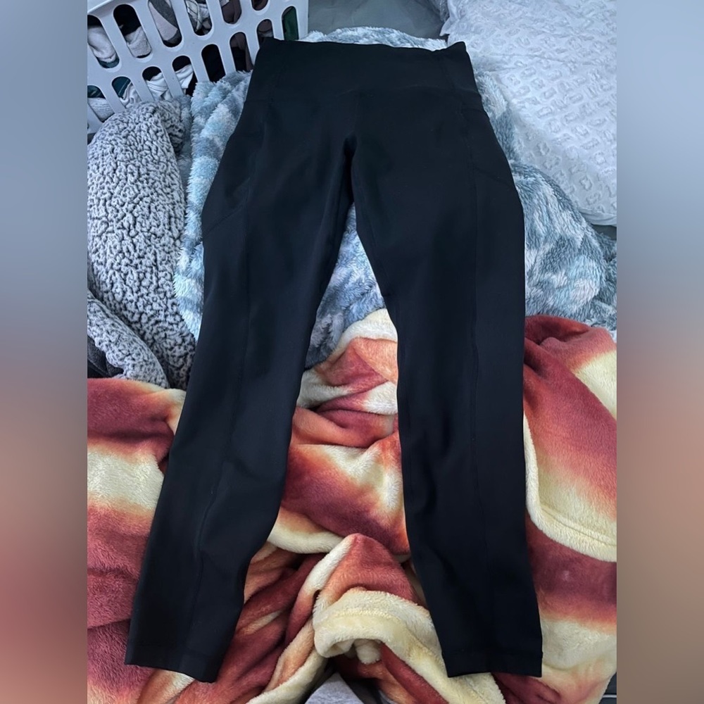 Yogolicious black leggings